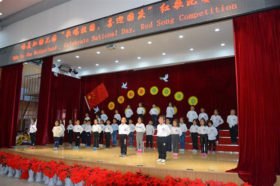 12大四班《我和我的祖国》