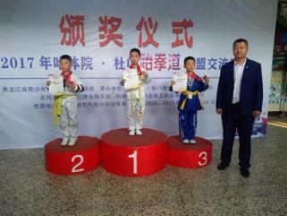 说明:616511058688111586.jpg
