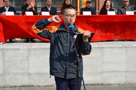 C:UsersAdministratorDesktop70317百日誓师DSC_3093.JPG